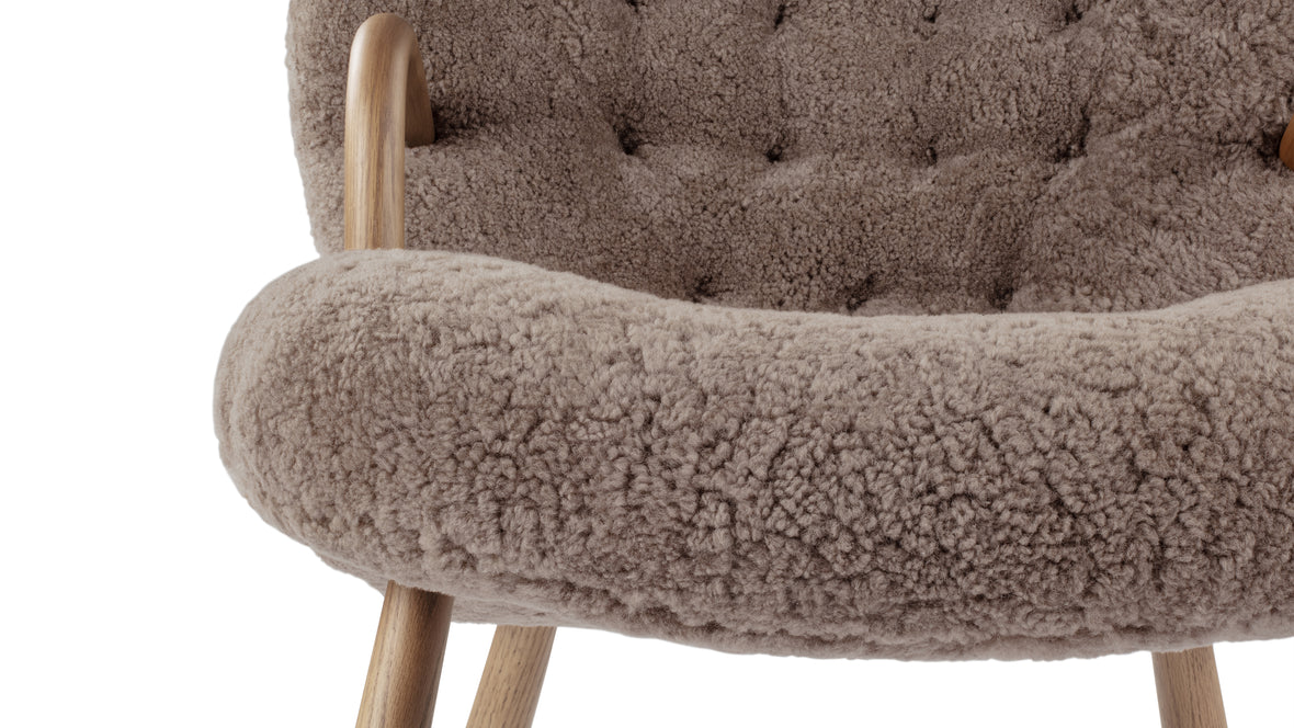 Clam - Clam Chair, Cappuccino Luxe Sheepskin