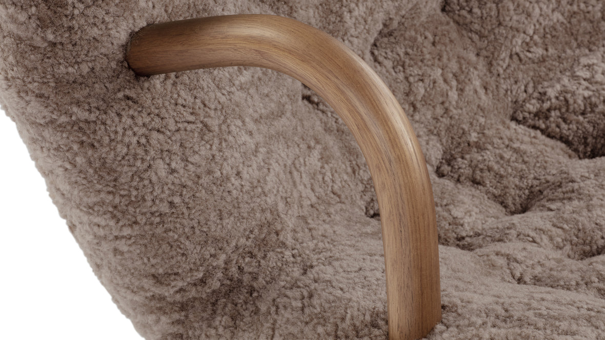 Clam - Clam Chair, Cappuccino Luxe Sheepskin