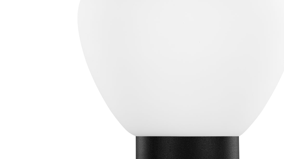Trois - Trois Table Lamp, Black