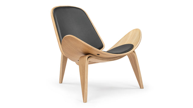 Shell - Wegner Shell Lounge Chair, Deep Black Vegan Leather and Oak