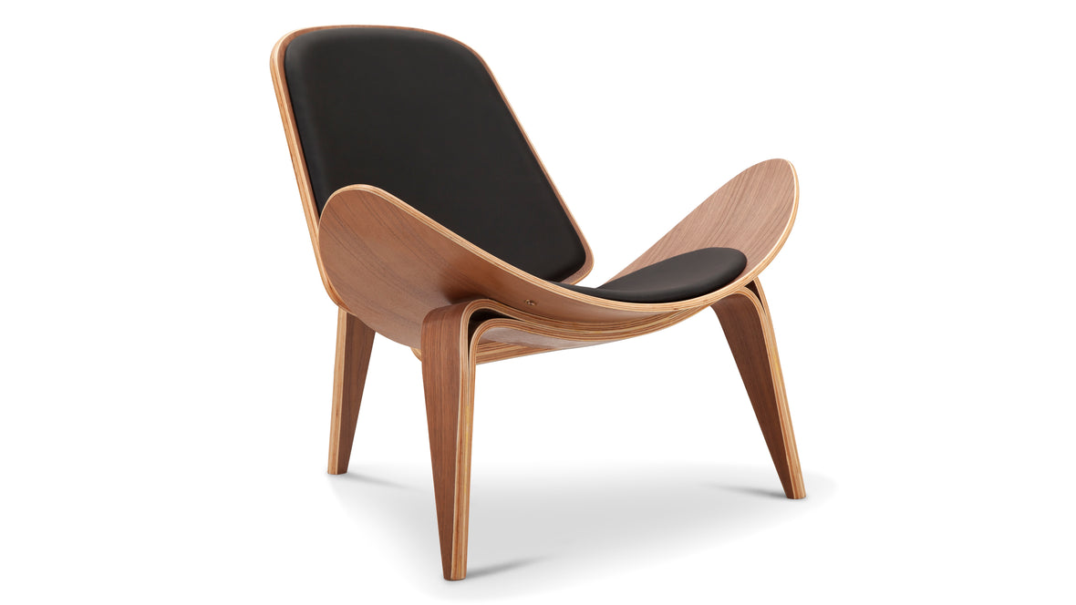 Shell - Wegner Shell Lounge Chair, Walnut and Black Premium Leather