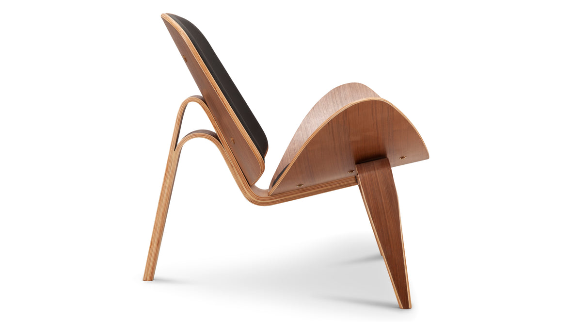 Shell - Wegner Shell Lounge Chair, Walnut and Black Premium Leather