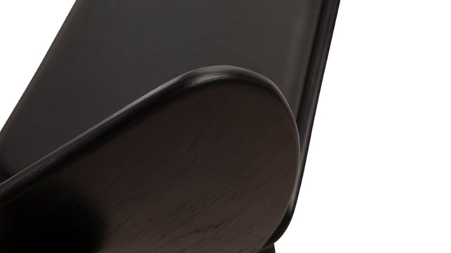 Shell - Wegner Shell Lounge Chair, Black and Black Premium Leather