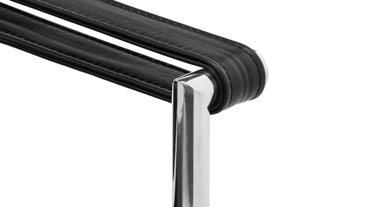 Corbusier - Corbusier Armchair, Midnight Black Premium Leather