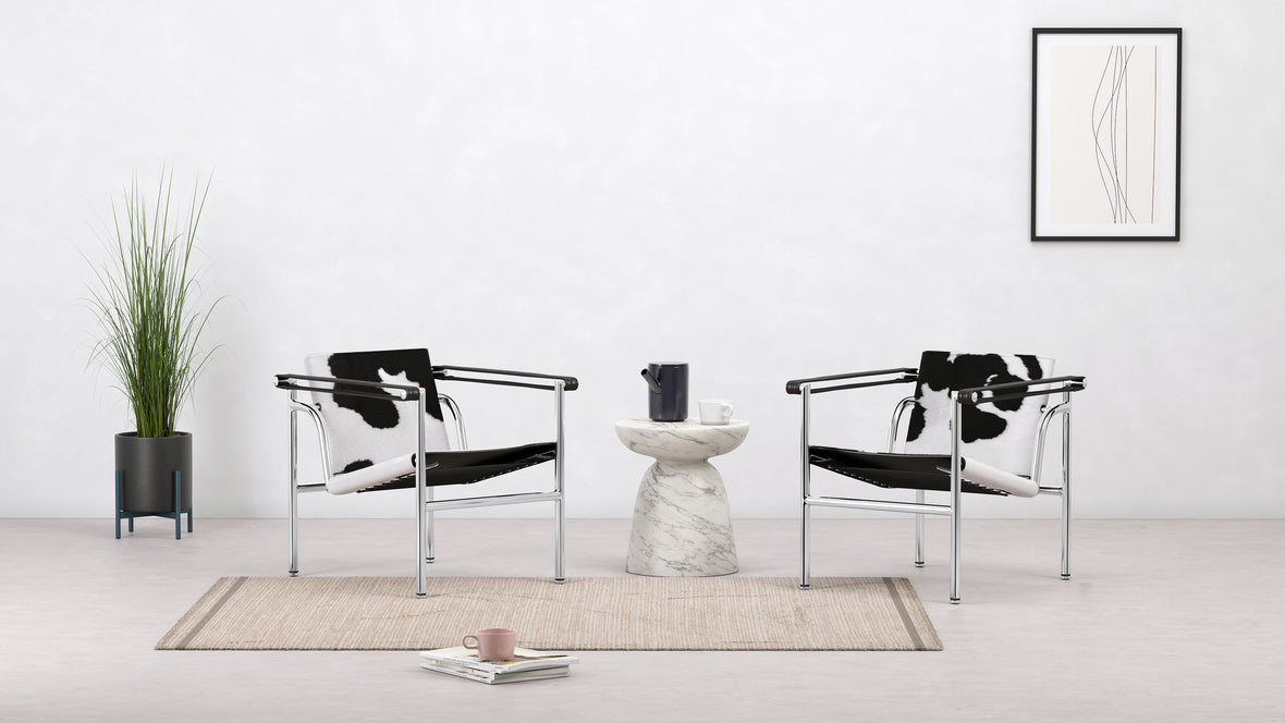 Corbusier - Corbusier Armchair, Black/White Cowhide