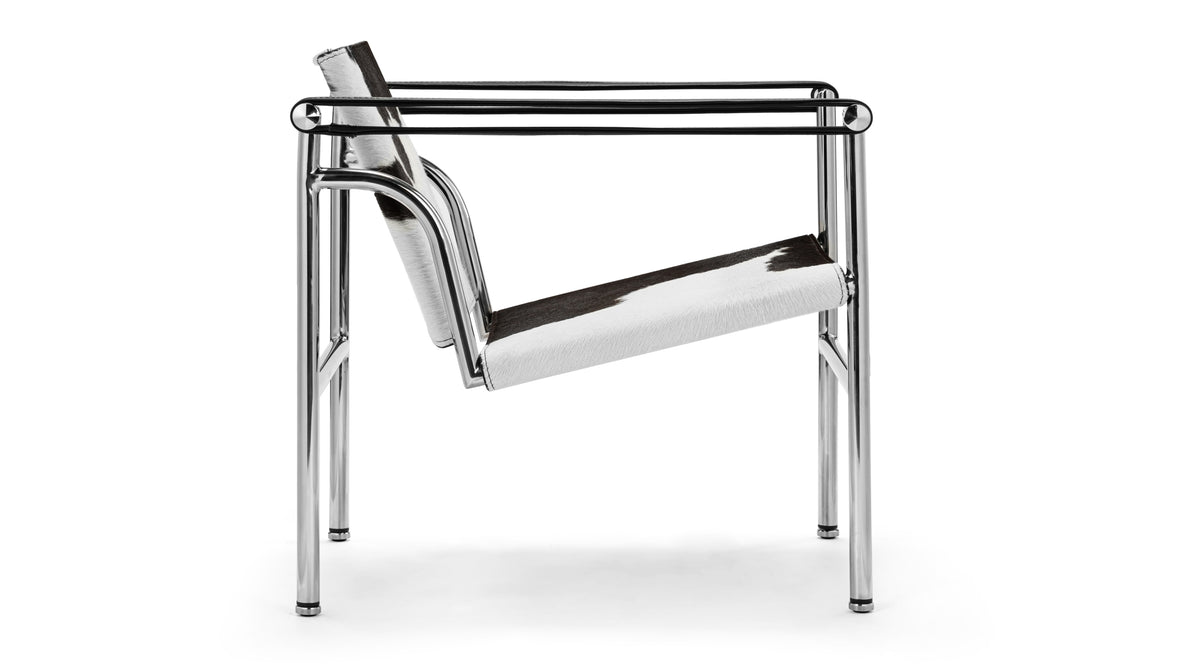 Corbusier - Corbusier Armchair, Black/White Cowhide