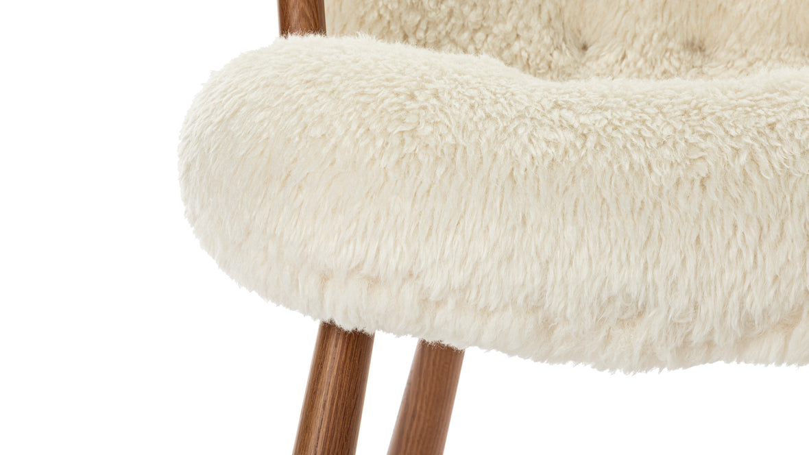 Clam - Clam Chair, White Long Hair Sherpa
