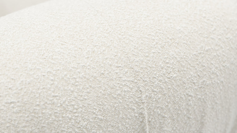 Infinite Possibilities|The generous form and soft shapes create a sofa that begs to be sat on, and the sectional design of the Bellini creates endless possibilities. Inspired by the spirit of lounging and socializing, the Bellini is truly a shape-shifter, adapting to every space and need.
