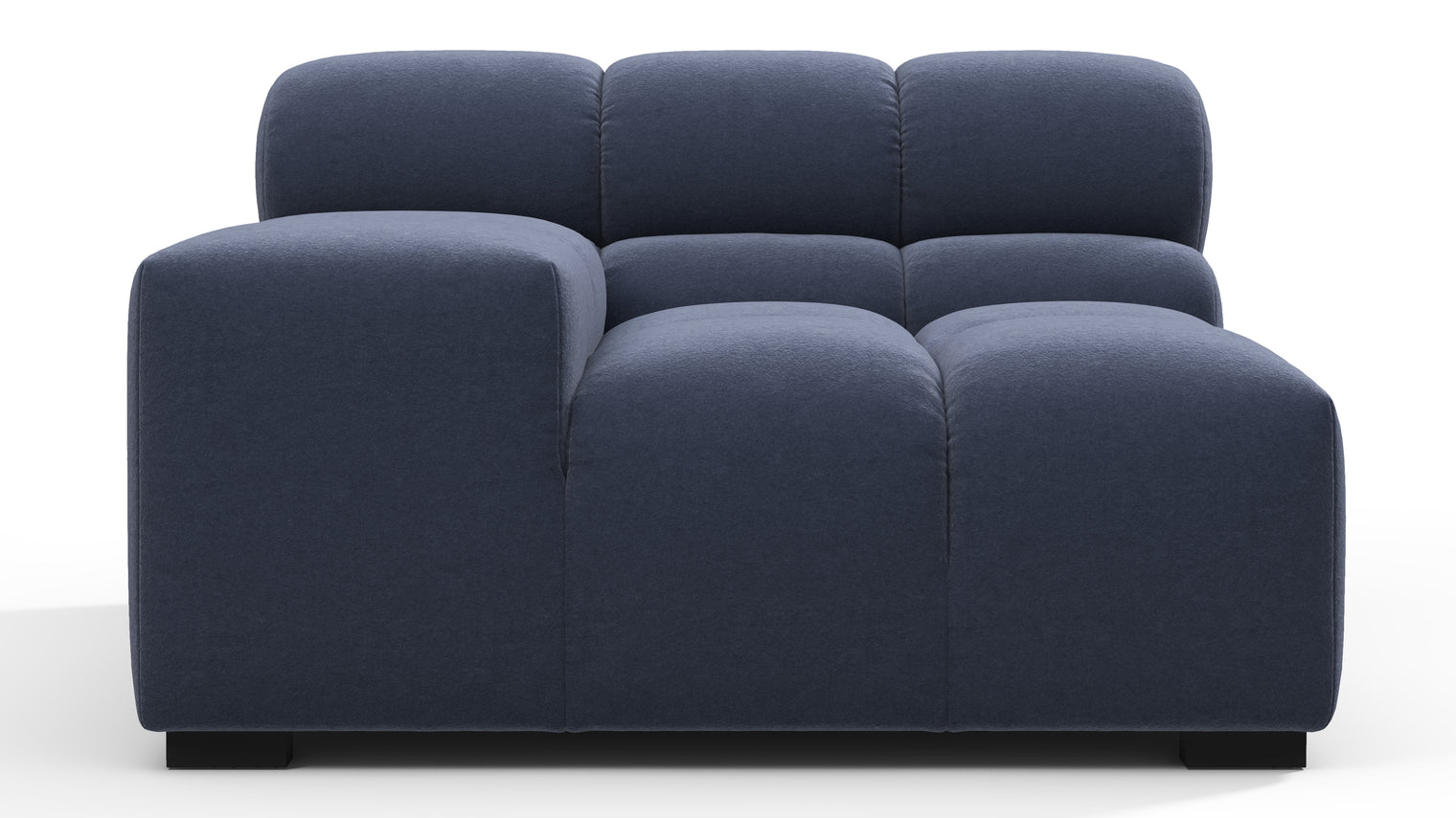 STYLISH SILHOUETTE | Striking the perfect balance between relaxed and refined, the hallmarks of the Tufty are its restrained curves and contours. Equally at home in contemporary and retro settings, this versatile piece will draw the eye and invite you in.
