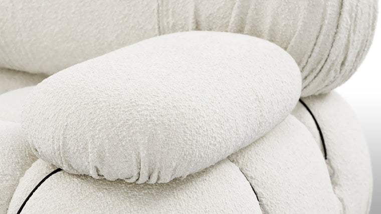 Infinite Possibilities|The generous form and soft shapes create a sofa that begs to be sat on, and the sectional design of the Bellini creates endless possibilities. Inspired by the spirit of lounging and socializing, the Bellini is truly a shape-shifter, adapting to every space and need.
