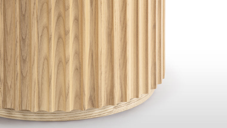 Endlessly Adaptable | The compact footprint of the Otto Side Tables makes them particularly suitable for smaller spaces or apartments. They allow you to optimize your available space, ensuring that no corner goes to waste. Their size makes them adaptable and easy to move, allowing you to rearrange your room effortlessly whenever you desire.
