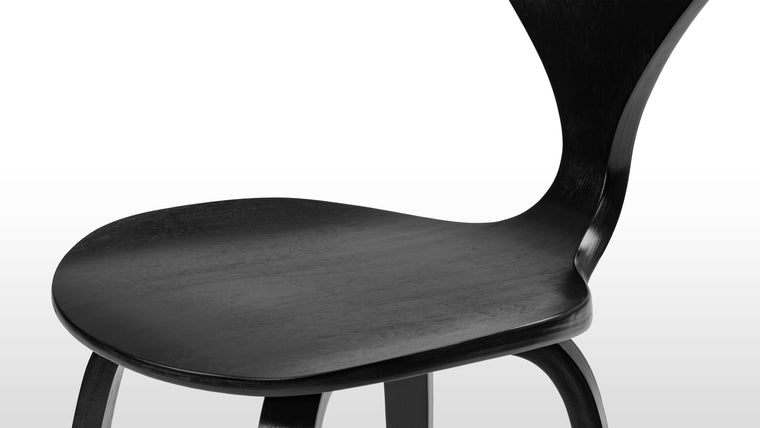 CONSTRUCTED FOR LONGEVITY | Made from only the finest materials, we’ve ensured this piece of design history will live on, thanks to the meticulous construction and hardwearing wood and steel.
