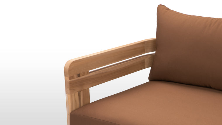 Create an Outdoor Oasis | Whether you're entertaining guests or simply enjoying a quiet moment outdoors, the Lusso Outdoor Collection invites you to elevate your outdoor living experience with its unmatched blend of style, comfort, and durability. 
