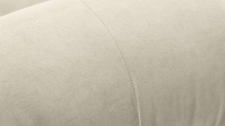 A SOFA FOR EVERY SPACE | Beloved for its sense of freedom and flexibility, the Bellini can be changed to suit every space and style. This cult-classic adapts to the space it's in, ranging from sprawling and open to close and cozy.
