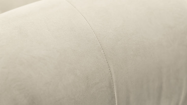 A SOFA FOR EVERY SPACE | Beloved for its sense of freedom and flexibility, the Bellini can be changed to suit every space and style. This cult-classic adapts to the space it's in, ranging from sprawling and open to close and cozy.
