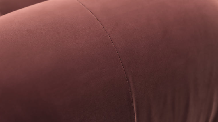 A SOFA FOR EVERY SPACE | Beloved for its sense of freedom and flexibility, the Bellini can be changed to suit every space and style. This cult-classic adapts to the space it's in, ranging from sprawling and open to close and cozy.

