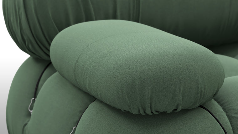 A SOFA FOR EVERY SPACE | Beloved for its sense of freedom and flexibility, the Bellini can be changed to suit every space and style. This cult-classic adapts to the space it's in, ranging from sprawling and open to close and cozy.
