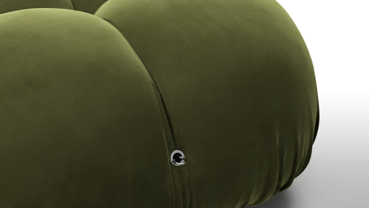 Infinite Possibilities | The generous form and soft shapes create a sofa that begs to be sat on, and the sectional design of the Bellini creates endless possibilities. Inspired by the spirit of lounging and socializing, the Bellini is truly a shape-shifter, adapting to every space and need.

