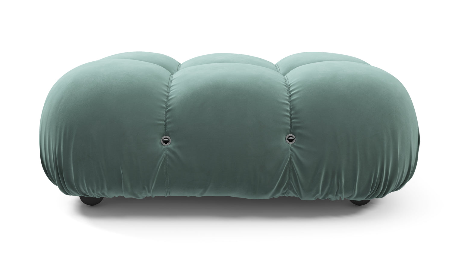 STYLISH SECTIONAL | With the Bellini’s sectional design, you can create a sofa that suits your space. The soft curves of each carefully crafted cushion create a luxurious and comfortable seat for the ultimate in stylish comfort.
