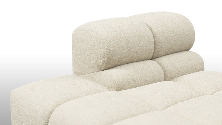 STYLISH SILHOUETTE | Striking the perfect balance between relaxed and refined, the hallmarks of the Tufty are its restrained curves and contours. Equally at home in contemporary and retro settings, this versatile piece will draw the eye and invite you in.
