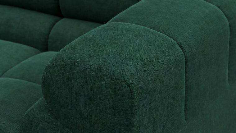SUPERIOR COMFORT | Designed with the easy-going, informal ethos of the 1970s in mind, the Tufty modules are generously proportioned, coming together in a bench-like base with barely-there connections, allowing plenty of room for you to lean back and curl up in comfort.
