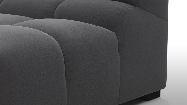 STYLISH SILHOUETTE | Striking the perfect balance between relaxed and refined, the hallmarks of the Tufty are its restrained curves and contours. Equally at home in contemporary and retro settings, this versatile piece will draw the eye and invite you in.
