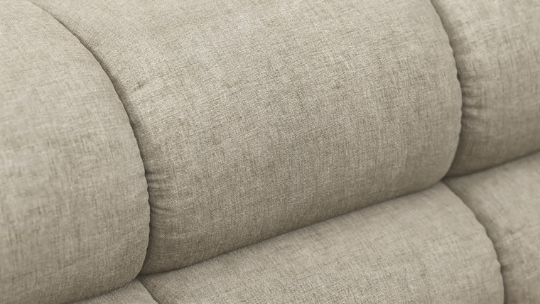 STYLISH SILHOUETTE | Striking the perfect balance between relaxed and refined, the hallmarks of the Tufty are its restrained curves and contours. Equally at home in contemporary and retro settings, this versatile piece will draw the eye and invite you in.
