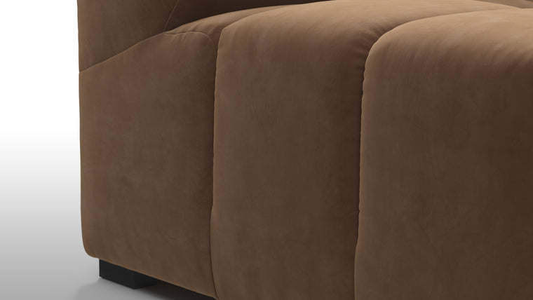 SUPERIOR COMFORT | Designed with the easy-going, informal ethos of the 1970s in mind, the Tufty modules are generously proportioned, coming together in a bench-like base with barely-there connections, allowing plenty of room for you to lean back and curl up in comfort.

