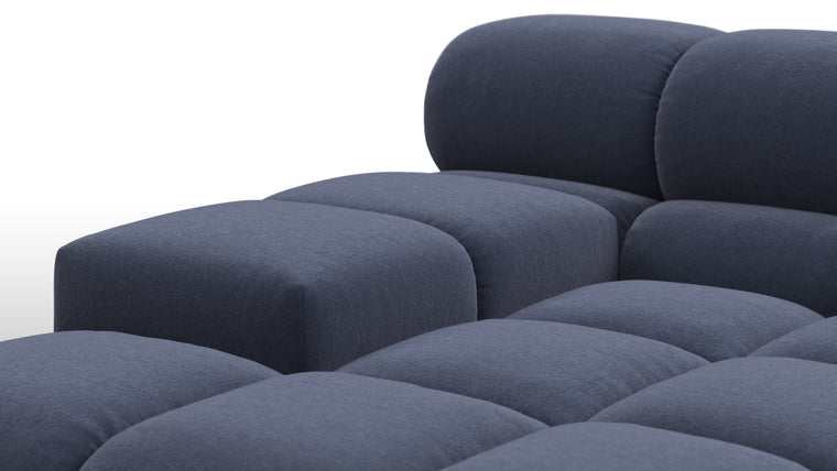 STYLISH SILHOUETTE | Striking the perfect balance between relaxed and refined, the hallmarks of the Tufty are its restrained curves and contours. Equally at home in contemporary and retro settings, this versatile piece will draw the eye and invite you in.
