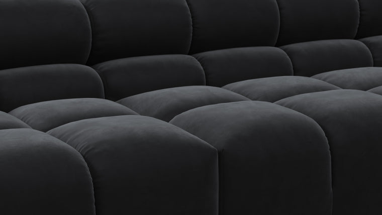 STYLISH SILHOUETTE | Striking the perfect balance between relaxed and refined, the hallmarks of the Tufty are its restrained curves and contours. Equally at home in contemporary and retro settings, this versatile piece will draw the eye and invite you in.
