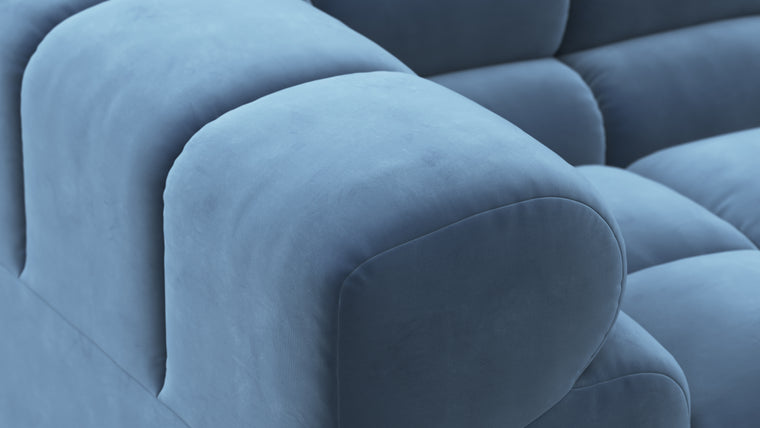 SUPERIOR COMFORT | Designed with the easy-going, informal ethos of the 1970s in mind, the Tufty modules are generously proportioned, coming together in a bench-like base with barely-there connections, allowing plenty of room for you to lean back and curl up in comfort.
