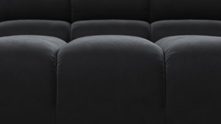 STYLISH SILHOUETTE | Striking the perfect balance between relaxed and refined, the hallmarks of the Tufty are its restrained curves and contours. Equally at home in contemporary and retro settings, this versatile piece will draw the eye and invite you in.
