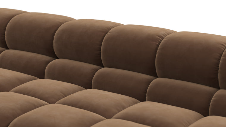 STYLISH SILHOUETTE | Striking the perfect balance between relaxed and refined, the hallmarks of the Tufty are its restrained curves and contours. Equally at home in contemporary and retro settings, this versatile piece will draw the eye and invite you in.
