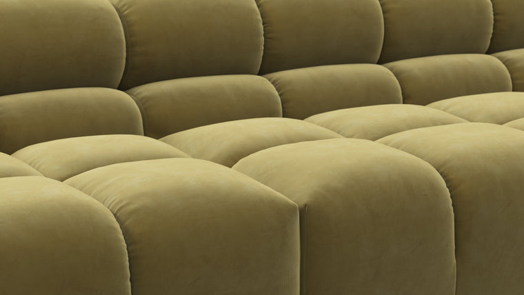 STYLISH SILHOUETTE | Striking the perfect balance between relaxed and refined, the hallmarks of the Tufty are its restrained curves and contours. Equally at home in contemporary and retro settings, this versatile piece will draw the eye and invite you in.
