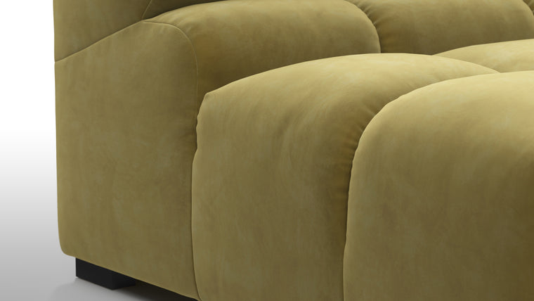 SUPERIOR COMFORT | Designed with the easy-going, informal ethos of the 1970s in mind, the Tufty modules are generously proportioned, coming together in a bench-like base with barely-there connections, allowing plenty of room for you to lean back and curl up in comfort.

