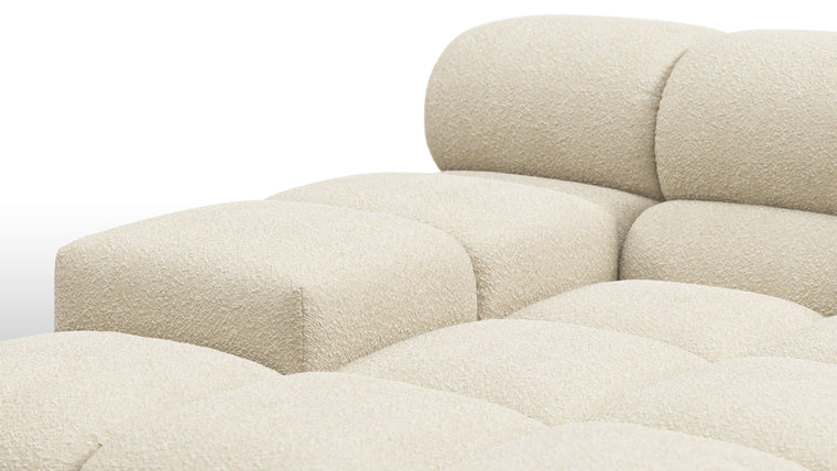 STYLISH SILHOUETTE | Striking the perfect balance between relaxed and refined, the hallmarks of the Tufty are its restrained curves and contours. Equally at home in contemporary and retro settings, this versatile piece will draw the eye and invite you in.
