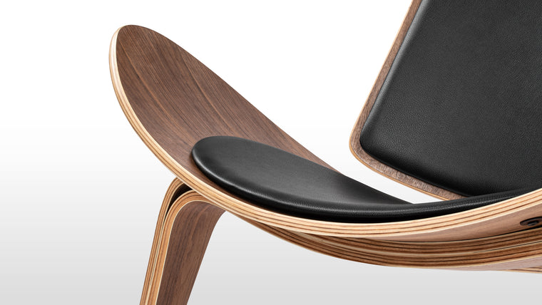 QUALITY CRAFTSMANSHIP | As with all of our designer pieces, our Wegner Shell Lounge Chair is built to last, constructed from only the finest materials and quality tested for durability and longevity.

