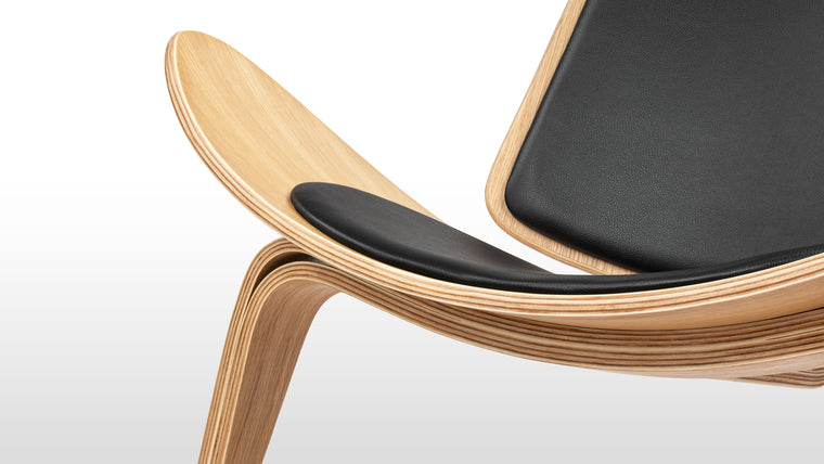 QUALITY CRAFTSMANSHIP | As with all of our designer pieces, our Wegner Shell Lounge Chair is built to last, constructed from only the finest materials and quality tested for durability and longevity.
