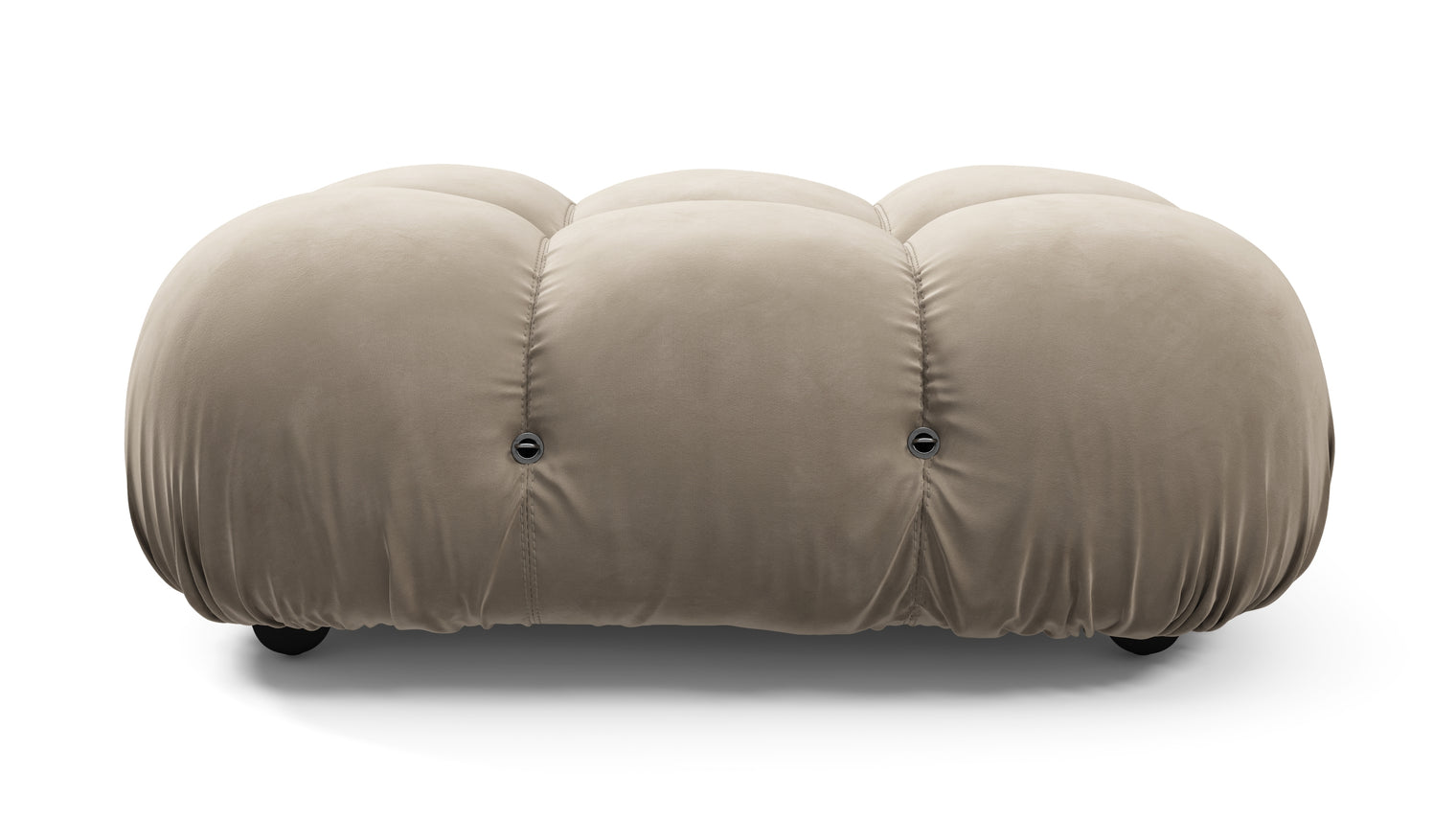 STYLISH SECTIONAL | With the Bellini’s sectional design, you can create a sofa that suits your space. The soft curves of each carefully crafted cushion create a luxurious and comfortable seat for the ultimate in stylish comfort.
