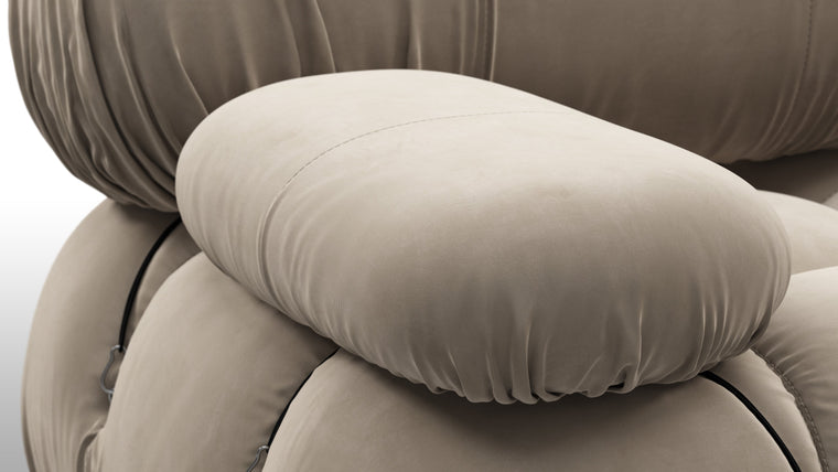 INFINITE POSSIBILITIES | The generous form and soft shapes create a sofa that begs to be sat on, and the sectional design of the Bellini creates endless possibilities. Inspired by the spirit of lounging and socializing, the Bellini is truly a shape-shifter, adapting to every space and need.
