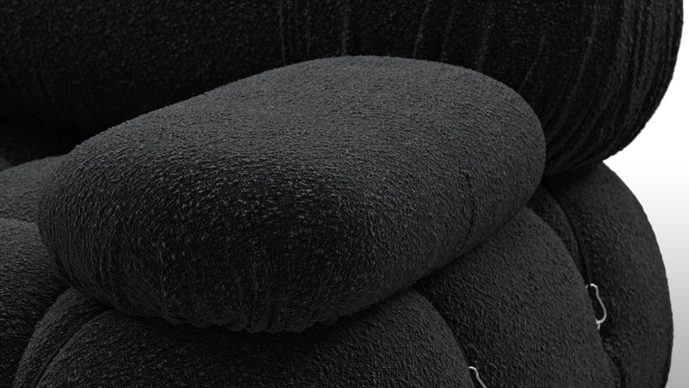 INFINITE POSSIBILITIES | The generous form and soft shapes create a sofa that begs to be sat on, and the sectional design of the Bellini creates endless possibilities. Inspired by the spirit of lounging and socializing, the Bellini is truly a shape-shifter, adapting to every space and need.
