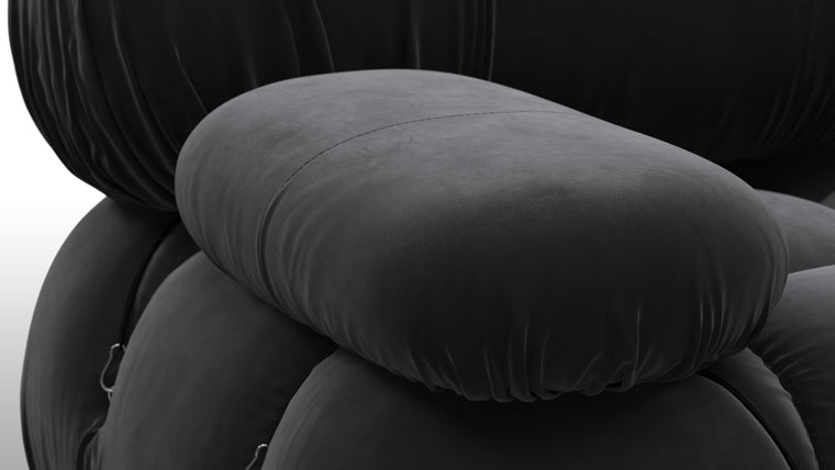 A SOFA FOR EVERY SPACE | Beloved for its sense of freedom and flexibility, the Bellini can be changed to suit every space and style. This cult-classic adapts to the space it's in, ranging from sprawling and open to close and cozy.
