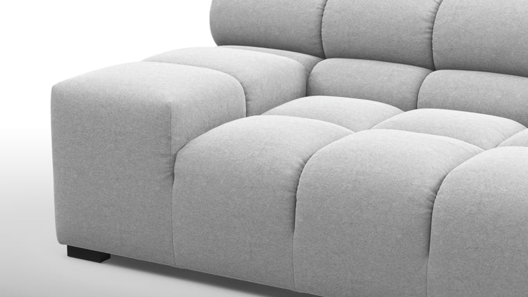 STYLISH SILHOUETTE | Striking the perfect balance between relaxed and refined, the hallmarks of the Tufty are its restrained curves and contours. Equally at home in contemporary and retro settings, this versatile piece will draw the eye and invite you in.
