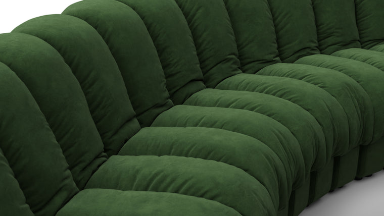 Sculptural Seating | Crafted with uncompromising attention to detail, the DS 600 Sofa showcases exceptional craftsmanship and luxurious materials. The plush upholstery, available in an array of fabrics from premium vegan leather to boucle, envelops you in unparalleled comfort. The elegant stitching and meticulous finishes reflect a dedication to quality and design integrity.
