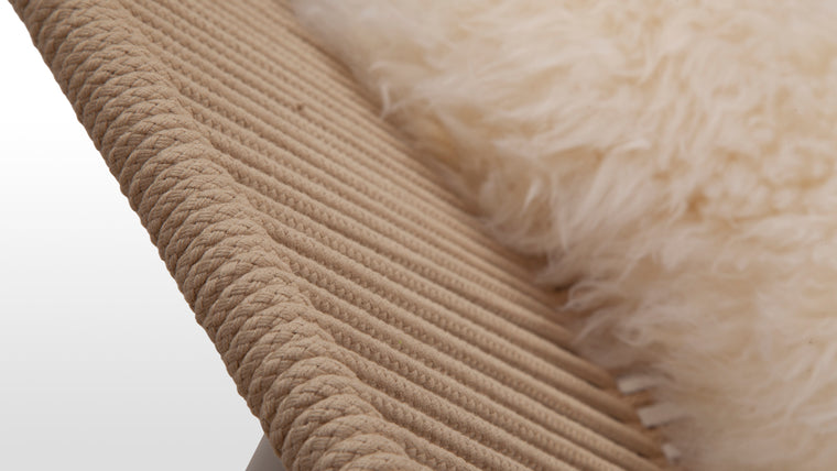 Master of materials | The innovative use of materials in the Halyard Chair sets it apart as a pioneering piece of furniture design. By exploring unconventional materials and pushing the boundaries of traditional construction, the chair embodies a spirit of experimentation and creativity that defines its uniqueness.
