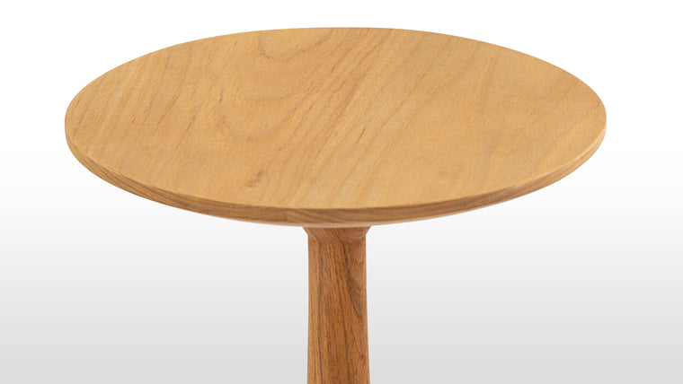 BEAUTIFULLY SIMPLE | Courtesy of its minimalist silhouette which takes its cues from mid-century modern style, the Trio Side table offers a fuss-free design and open, airy feel to any space.
