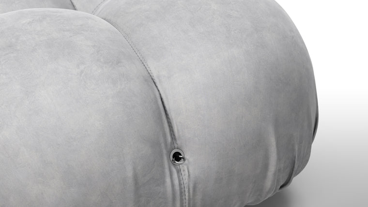 Infinite Possibilities|The generous form and soft shapes create a sofa that begs to be sat on, and the sectional design of the Bellini creates endless possibilities. Inspired by the spirit of lounging and socializing, the Bellini is truly a shape-shifter, adapting to every space and need.
