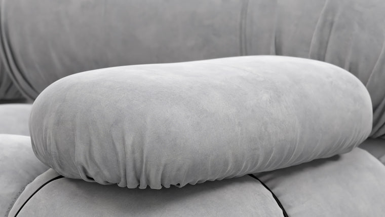 A Sofa for Every Space|Beloved for its sense of freedom and flexibility, the Bellini can be changed to suit every space and style. This cult-classic adapts to the space it's in, ranging from sprawling and open to close and cosy.
